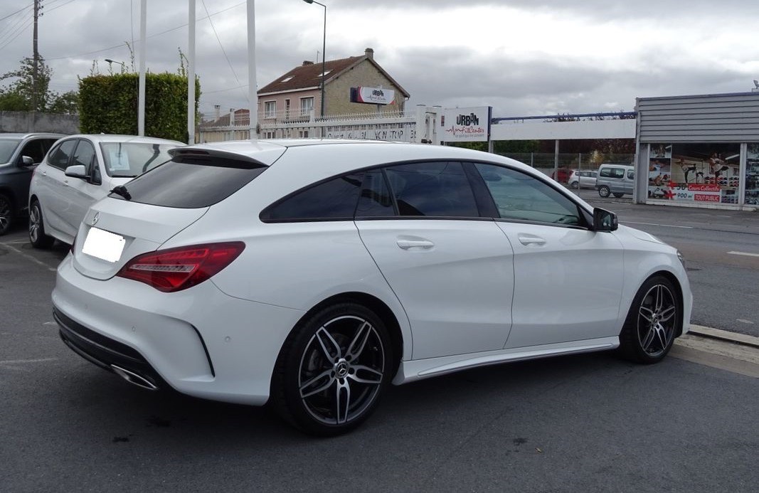 Left hand drive MERCEDES CLA CLASS SHOOTING BRAKE 4MATIC 220D BVA7 TOiT PANO